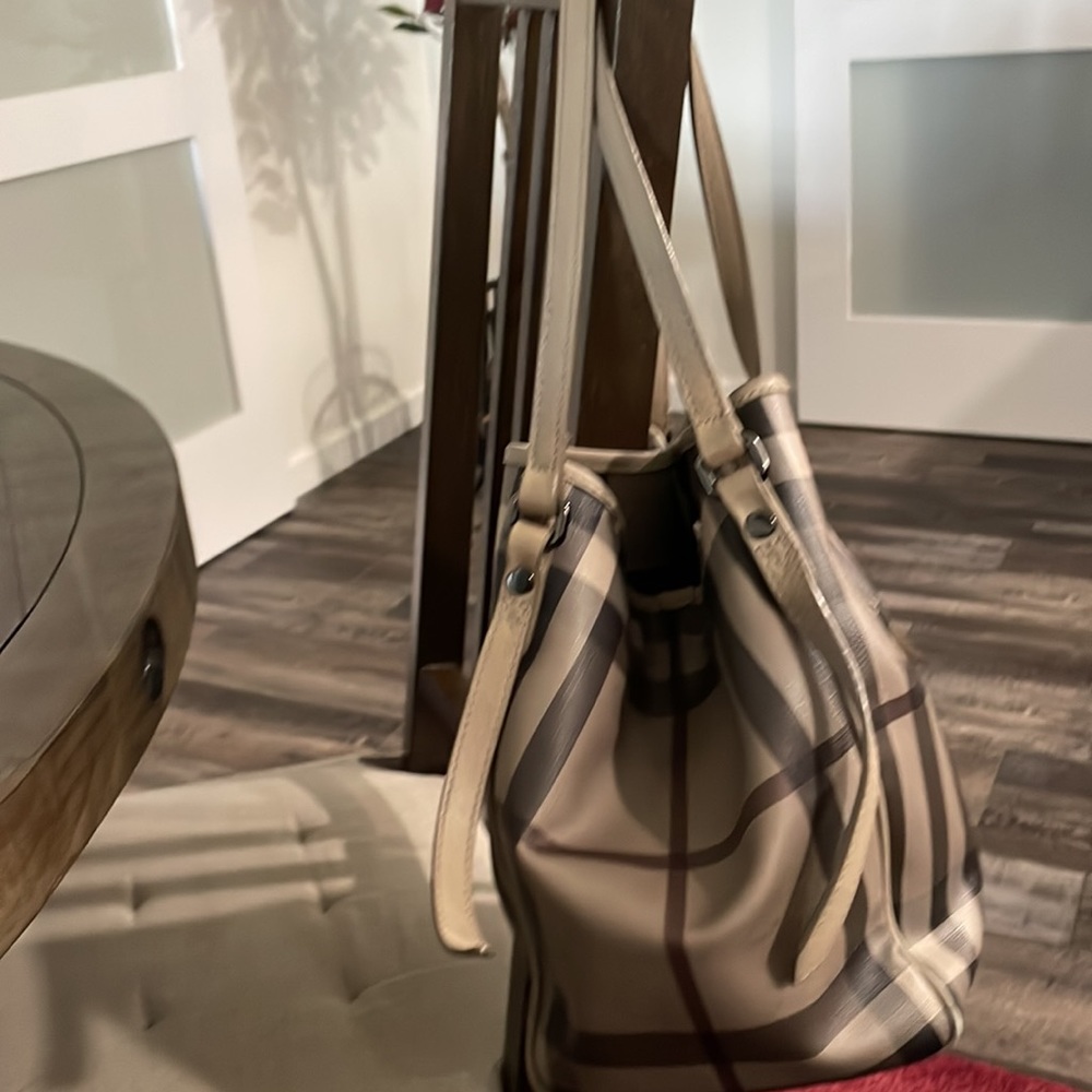 Authentic Burberry - image 3